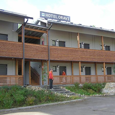 โอราวี อพาร์ตเมนต์ Hotel Oravi ภายนอก รูปภาพ
