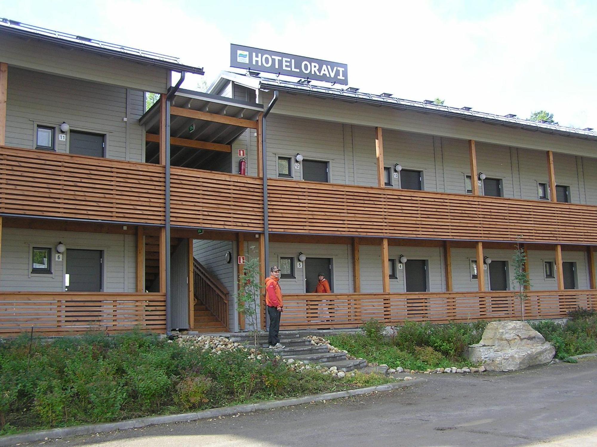 โอราวี อพาร์ตเมนต์ Hotel Oravi ภายนอก รูปภาพ