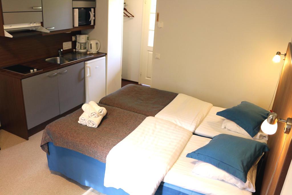 โอราวี อพาร์ตเมนต์ Hotel Oravi ภายนอก รูปภาพ