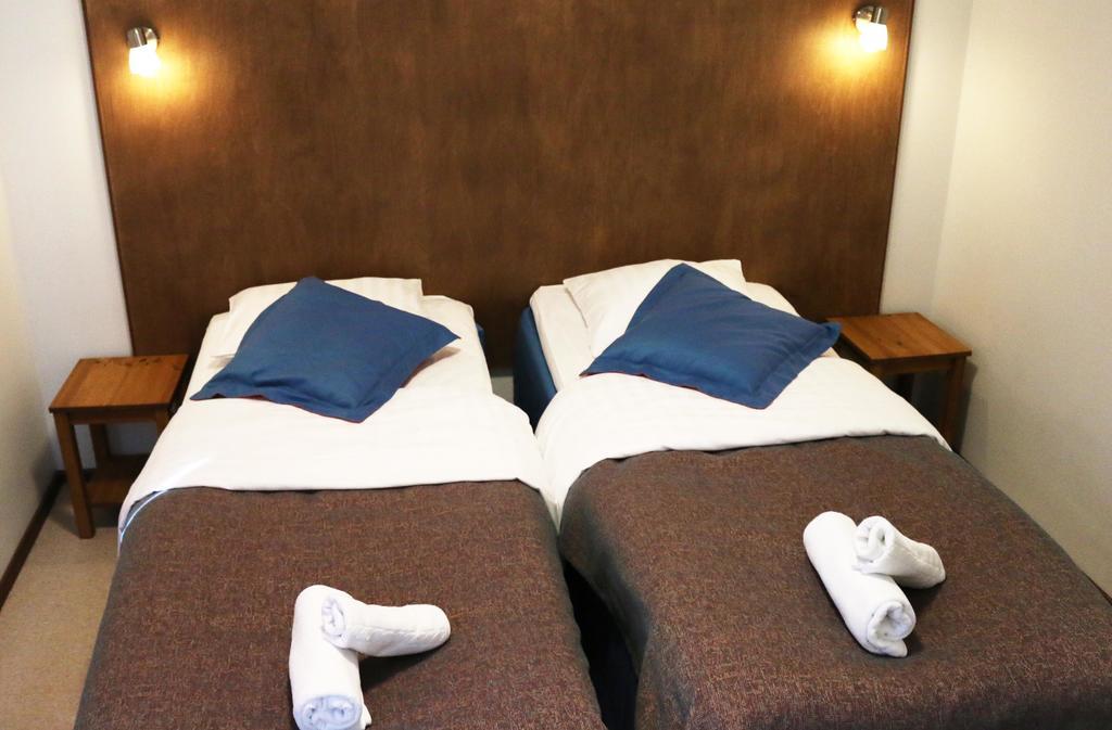 โอราวี อพาร์ตเมนต์ Hotel Oravi ภายนอก รูปภาพ