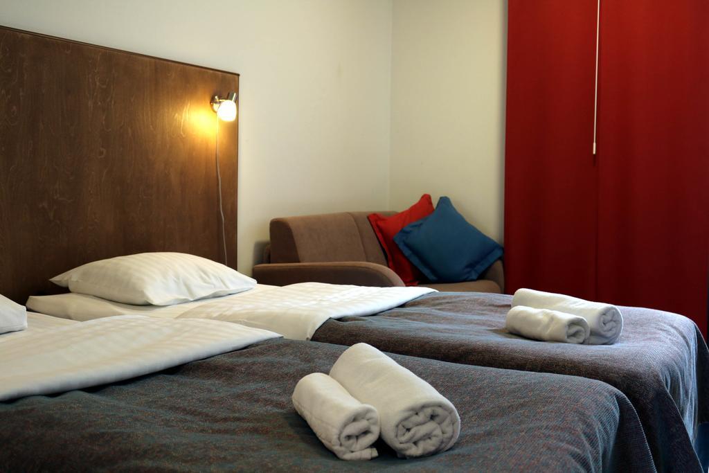 โอราวี อพาร์ตเมนต์ Hotel Oravi ภายนอก รูปภาพ