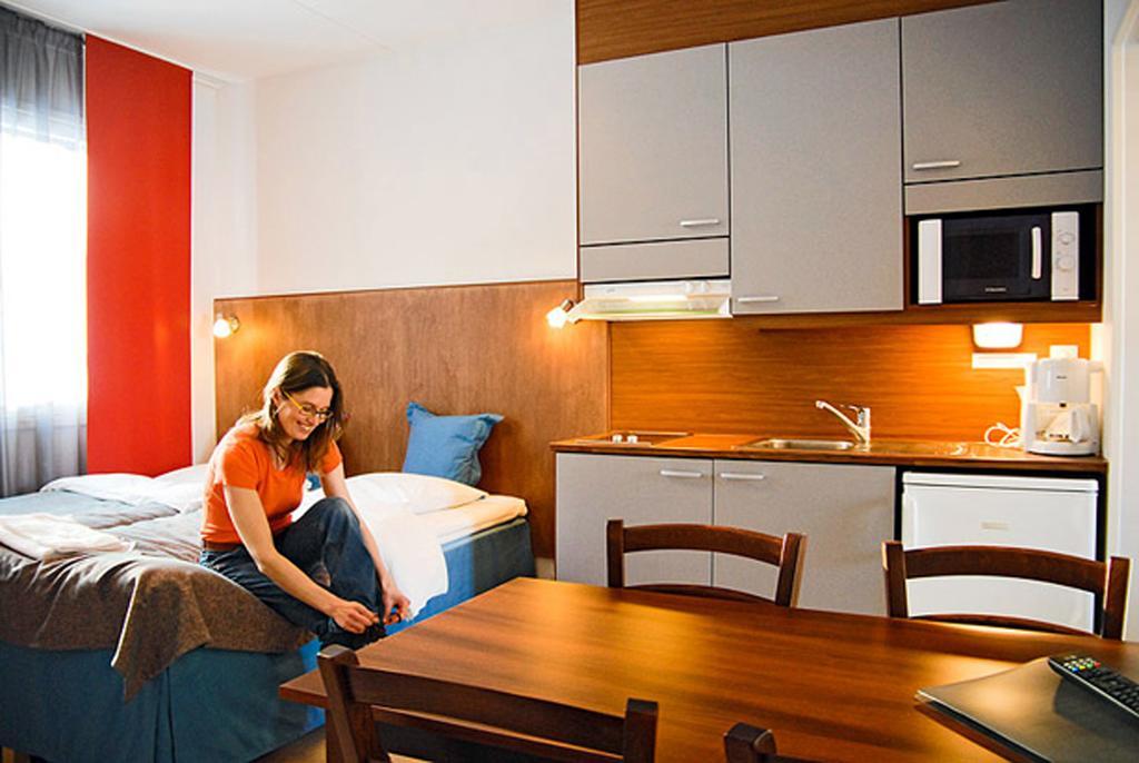 โอราวี อพาร์ตเมนต์ Hotel Oravi ภายนอก รูปภาพ